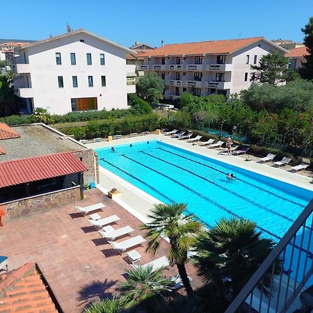 Green Sporting Club Hotel Альгеро Экстерьер фото